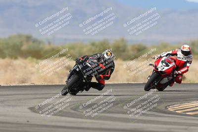 media/Nov-16-2025-Race Pace (Sun) [[8c5fa54630]]/Verified Riders/7-Turn 4 (1155am)/